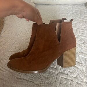 BP Suede Chelsea Boots